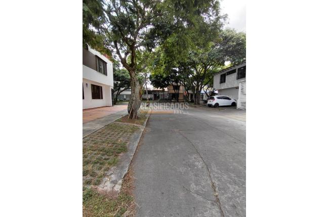Casas, Venta, Prados del Norte - $798.000.000