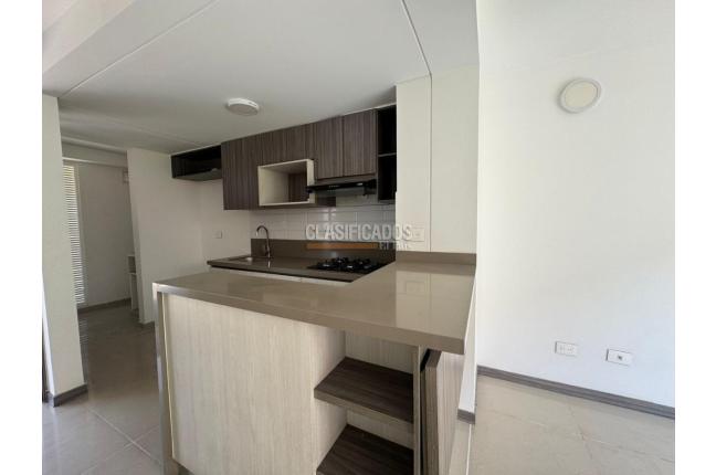 Casas, Alquiler, Ciudad Pacifica - $2.400.000