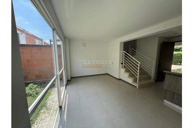 Casas, Alquiler, Ciudad Pacifica - $2.400.000