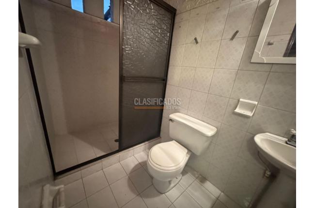 Casas, Alquiler, La Merced - $3.500.000