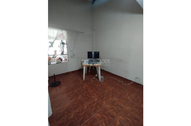 Casas, Venta, Vipasa - $720.000.000