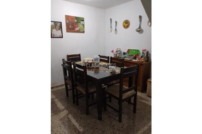 Casas, Venta, Nápoles - $390.000.000