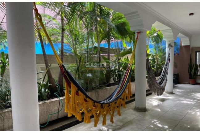 Casas, Venta, Miraflores - $1.850.000.000