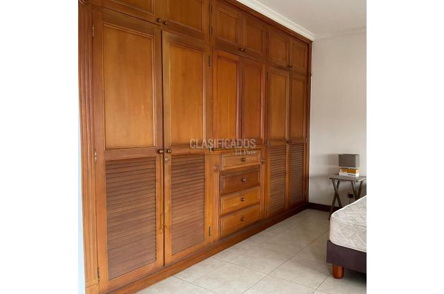 Casas, Venta, Miraflores - $1.850.000.000