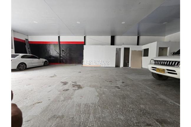 Locales y Bodegas, Alquiler, Prados del Norte - $9.000.000