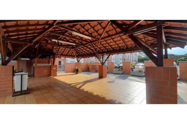 Apartamentos, Alquiler, La Hacienda - $1.850.000