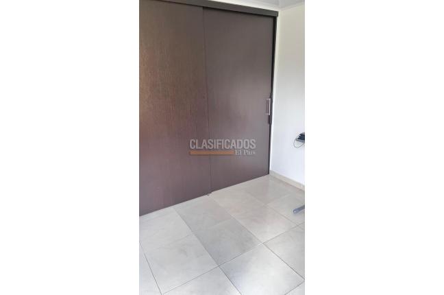 Apartamentos, Venta, La Esmeralda - $250.000.000