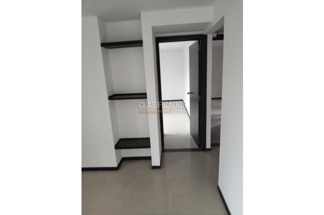 Apartamentos, Alquiler, La Hacienda - $2.400.000