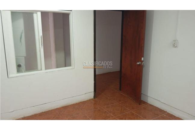 Locales y Bodegas, Alquiler, Cristóbal Colón - $2.000.000