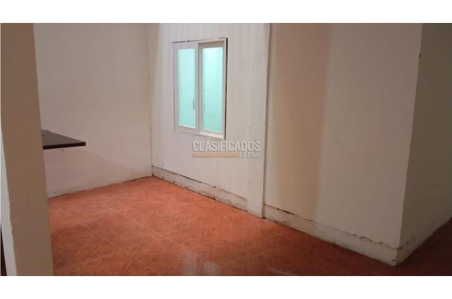 Locales y Bodegas, Alquiler, Cristóbal Colón - $2.000.000