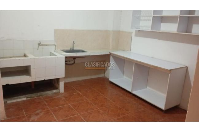 Locales y Bodegas, Alquiler, Cristóbal Colón - $2.000.000