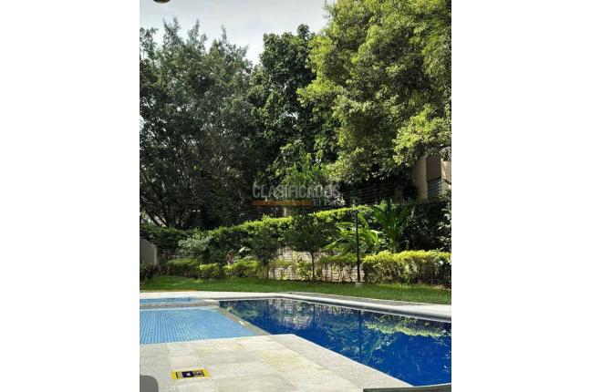 Apartamentos, Venta en Pance