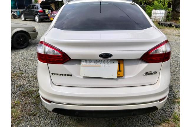 Ford Fiesta 2017 - $44.900.000
