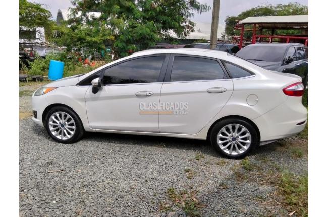 Ford Fiesta 2017 - $44.900.000