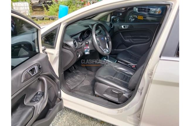 Ford Fiesta 2017 - $44.900.000