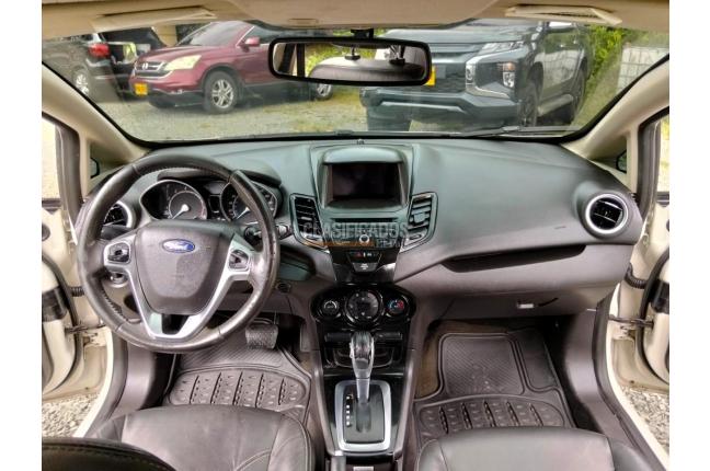 Ford Fiesta 2017 - $44.900.000
