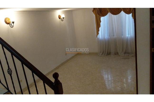 Casas, Venta, Álamos - $440.000.000