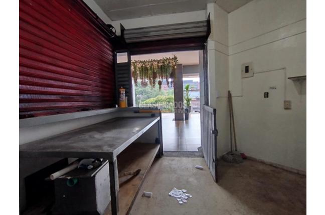 Locales y Bodegas, Alquiler, San Vicente - $800.000