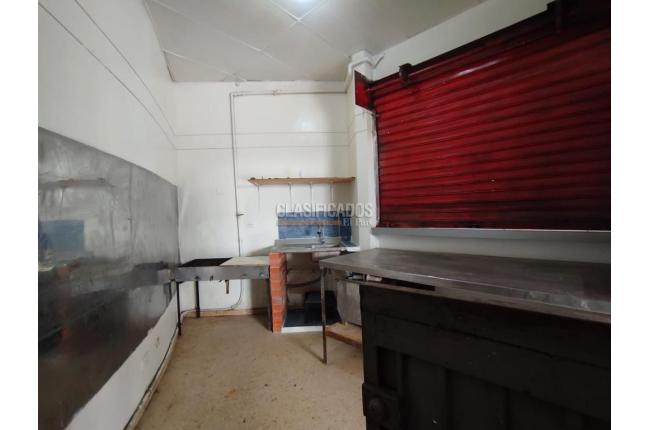 Locales y Bodegas, Alquiler, San Vicente - $800.000