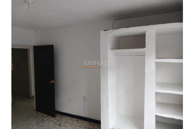 Casas, Alquiler, La Base - $1.300.000
