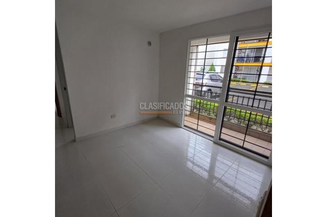 Apartamentos, Alquiler, Ciudad Pacifica - $1.300.000