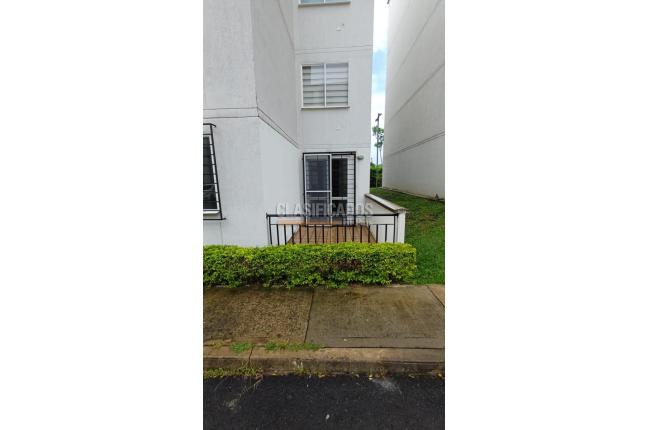 Apartamentos, Alquiler, Ciudad Pacifica - $1.300.000