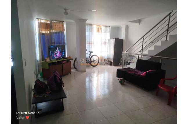 Casas, Venta, San Bosco - $800.000.000
