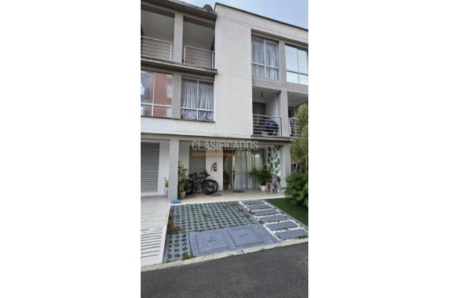 Casas, Venta, Ciudad Melendez - $624.900.000