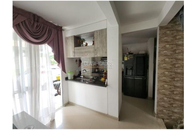 Casas, Venta, Ciudad Melendez - $624.900.000