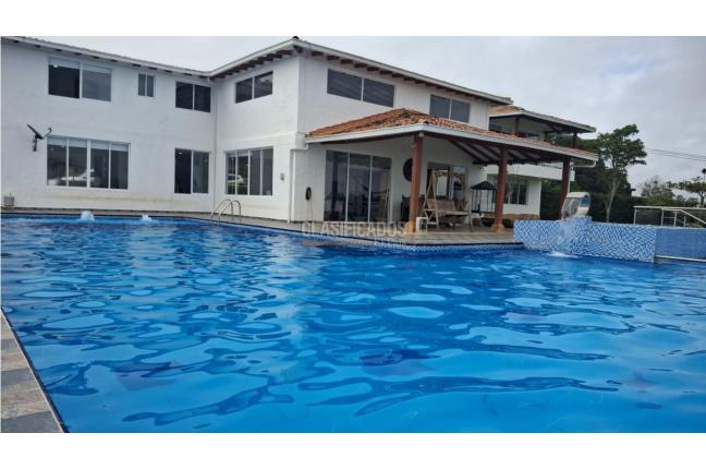 Fincas y Casas Campestres, Venta, La Elvira - $2.100.000.000