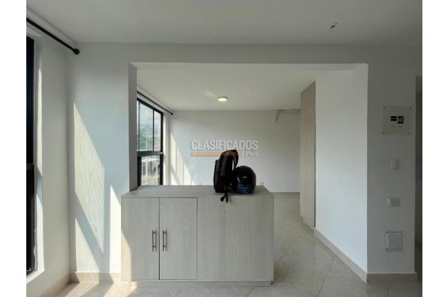 Apartaestudios, Alquiler, El Refugio - $1.800.000