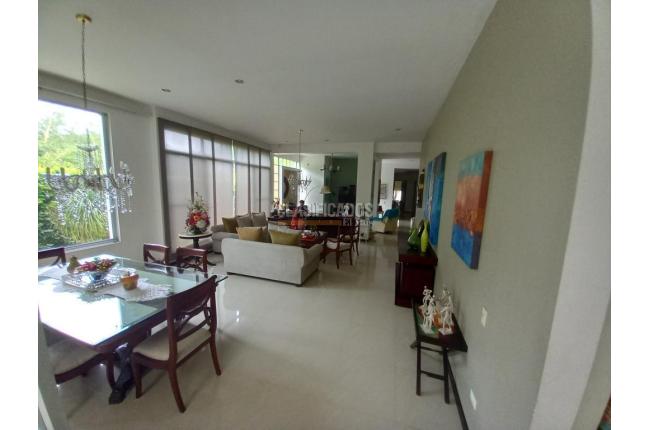Casas, Alquiler, Ciudad Jardín - $8.000.000