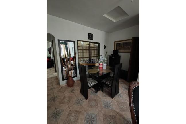 Casas, Venta, Cristóbal Colón - $450.000.000