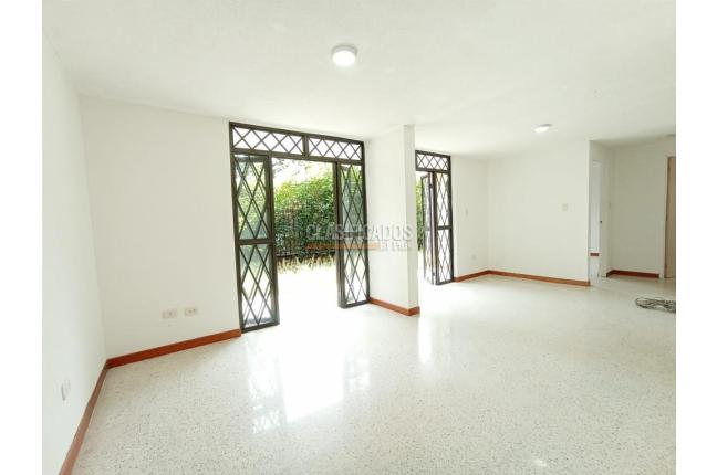 Apartamentos, Venta, El Dorado - $200.000.000