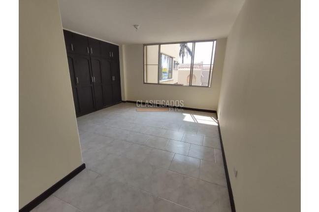 Apartamentos, Alquiler, San Fernando Viejo - $2.500.000