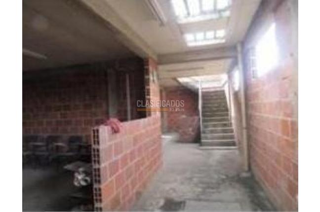 Edificios, Venta, Aguablanca - $390.000.000