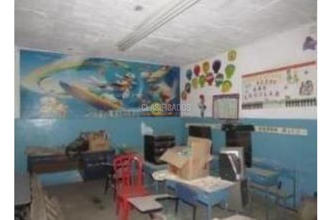 Edificios, Venta, Aguablanca - $390.000.000