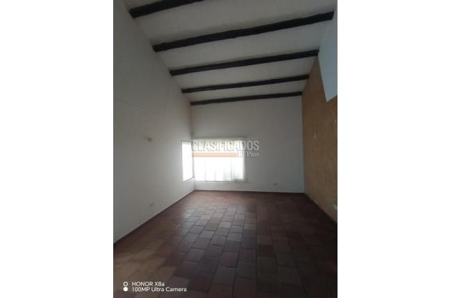 Casas, Alquiler, El Refugio - $2.500.000