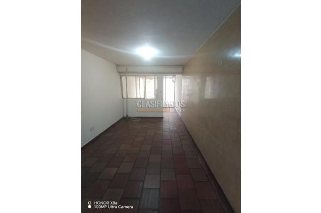 Casas, Alquiler, El Refugio - $2.500.000