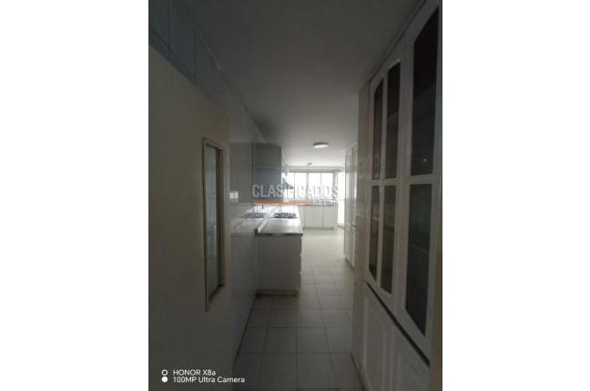 Casas, Alquiler, El Refugio - $2.500.000