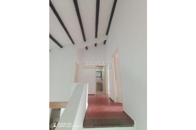 Casas, Alquiler, El Refugio - $2.500.000