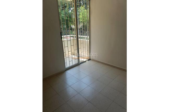 Apartamentos, Alquiler, Los Farallones - $950.000