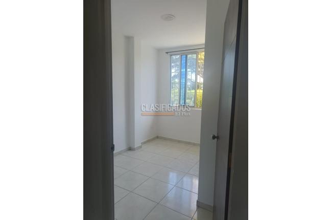 Apartamentos, Alquiler, El Troncal - $920.000
