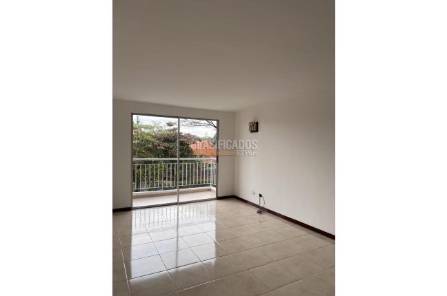 Apartamentos, Alquiler en La Hacienda