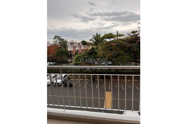 Apartamentos, Alquiler, La Hacienda - $2.350.000