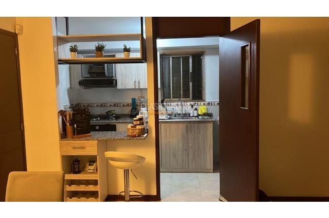 Apartamentos, Alquiler, La Hacienda - $2.350.000