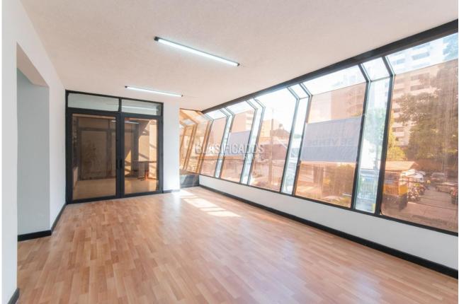 Oficinas y Consultorios, Alquiler, Versalles - $3.200.000