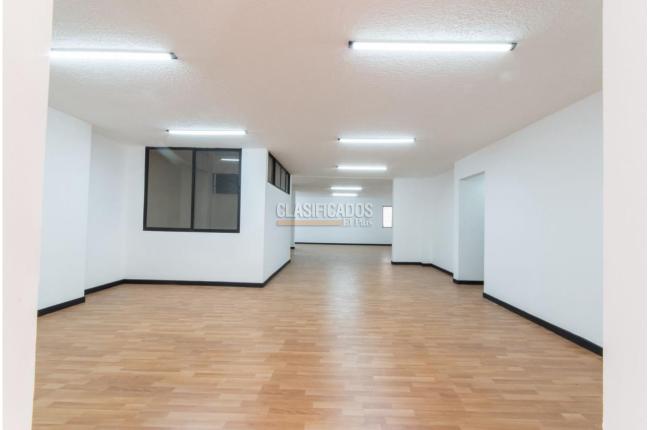 Oficinas y Consultorios, Alquiler, Versalles - $3.200.000