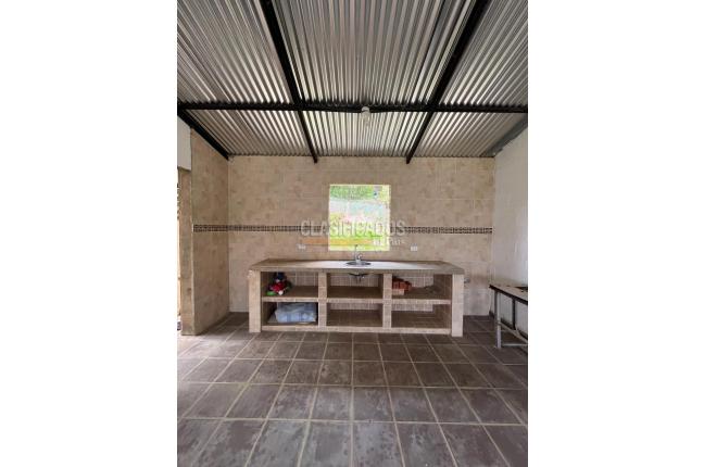 Fincas y Casas Campestres, Venta, Restrepo - $450.000.000