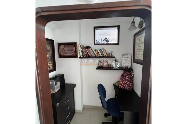 Apartamentos, Venta, Prados del Sur - $250.000.000